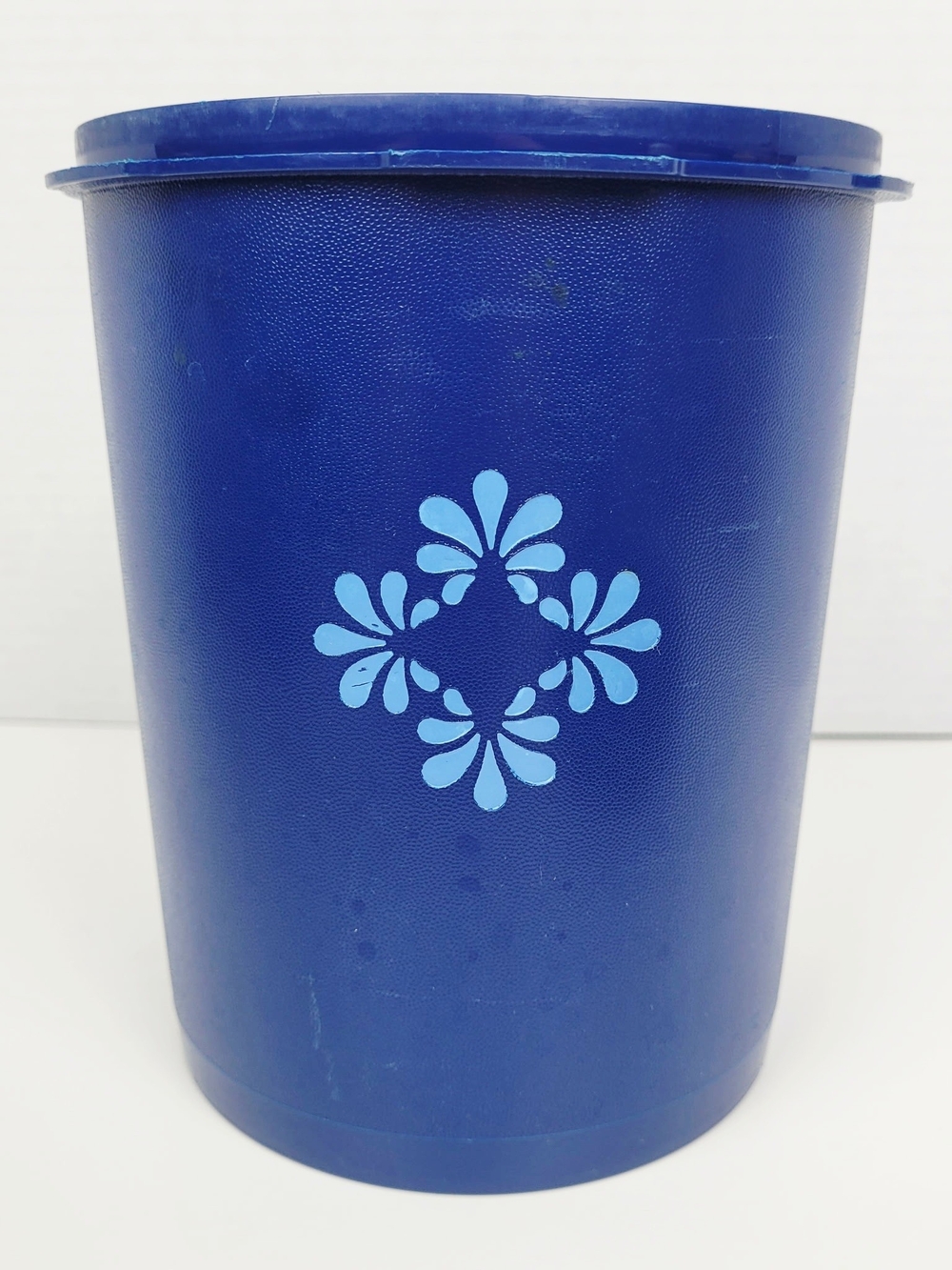 Vtg 70s~Tupperware Servalier~805~807~809~811~Dark Blue Floral Starburst w/Lids - Picture 8 of 13